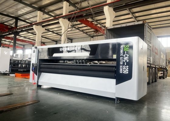 Προηγμένη μηχανή CNC 3250 Thin Blade Slitter Scorer για ακριβή βαθμολόγηση και κοπή σε ταχύτητα 150m/min