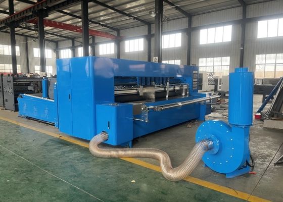 Αποτελεσματικό 3250 μοντέλο λεπτή λεπίδα Slitter Scorer Machine 150m/min Ταχύτητα 3000mm για ακριβή σκορ